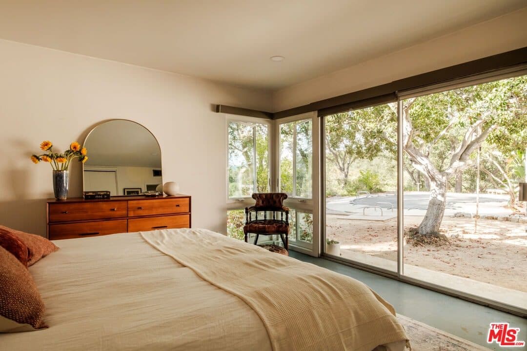 21269 Entrada Rd — photo 46