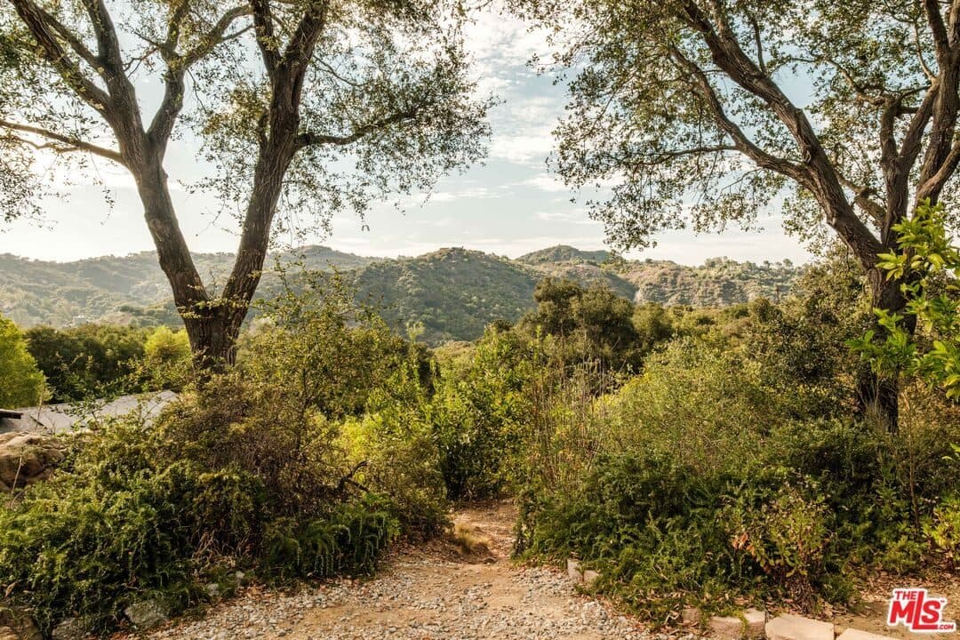 21269 Entrada Rd — photo 58