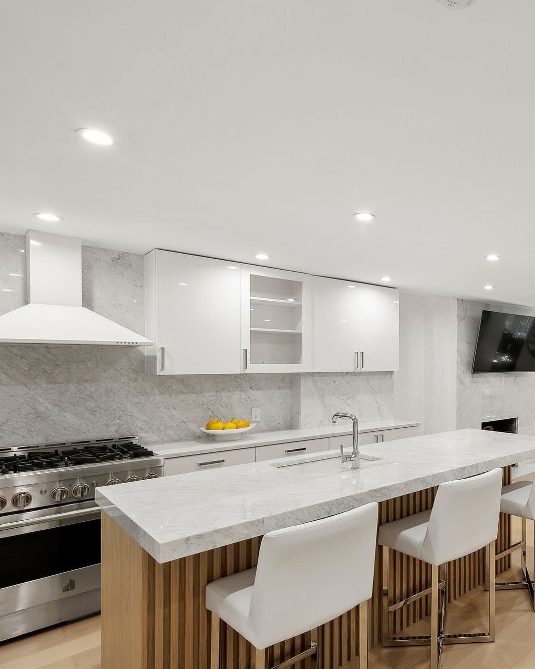 222 East 61st Street — photo 6