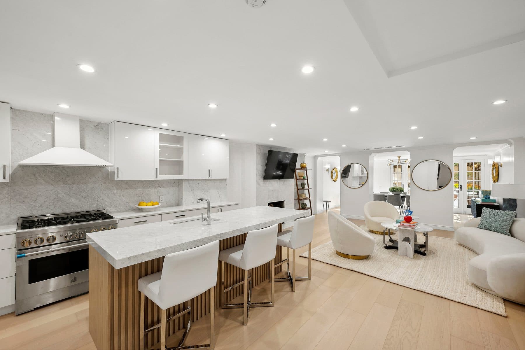 222 East 61st Street — photo 10