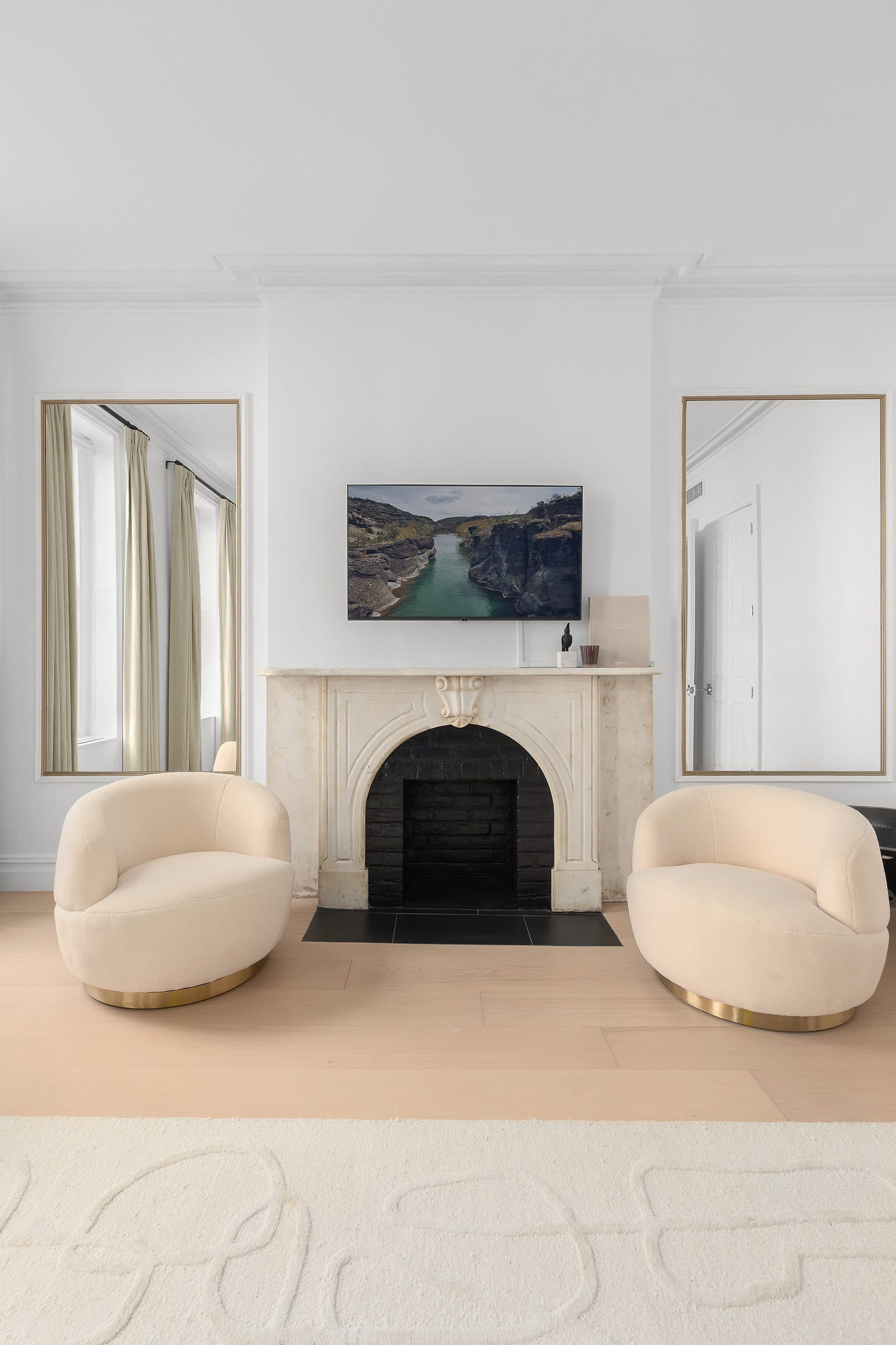 222 East 61st Street — photo 15