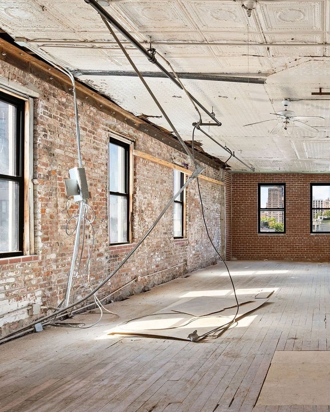 223 East 2nd Street — photo 2