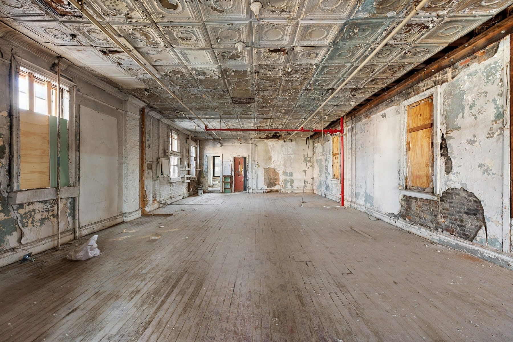 223 East 2nd Street — photo 9