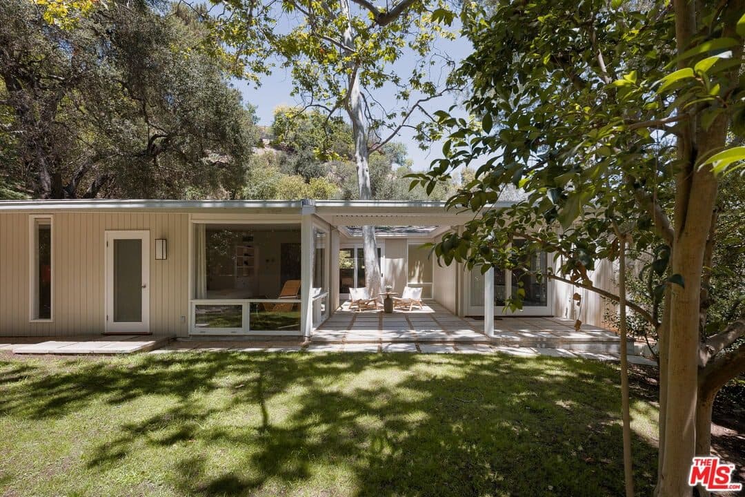 2275 Bowmont Drive — photo 8