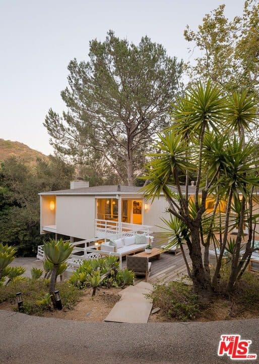 2275 Bowmont Drive — photo 13