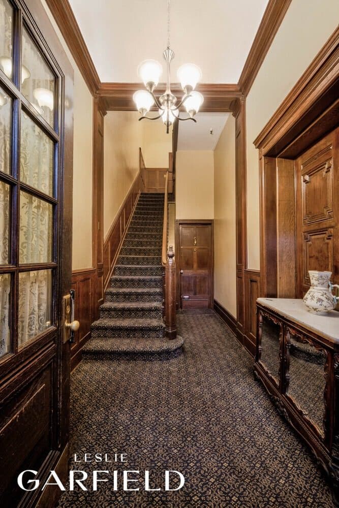 23 Washington Square North — photo 11