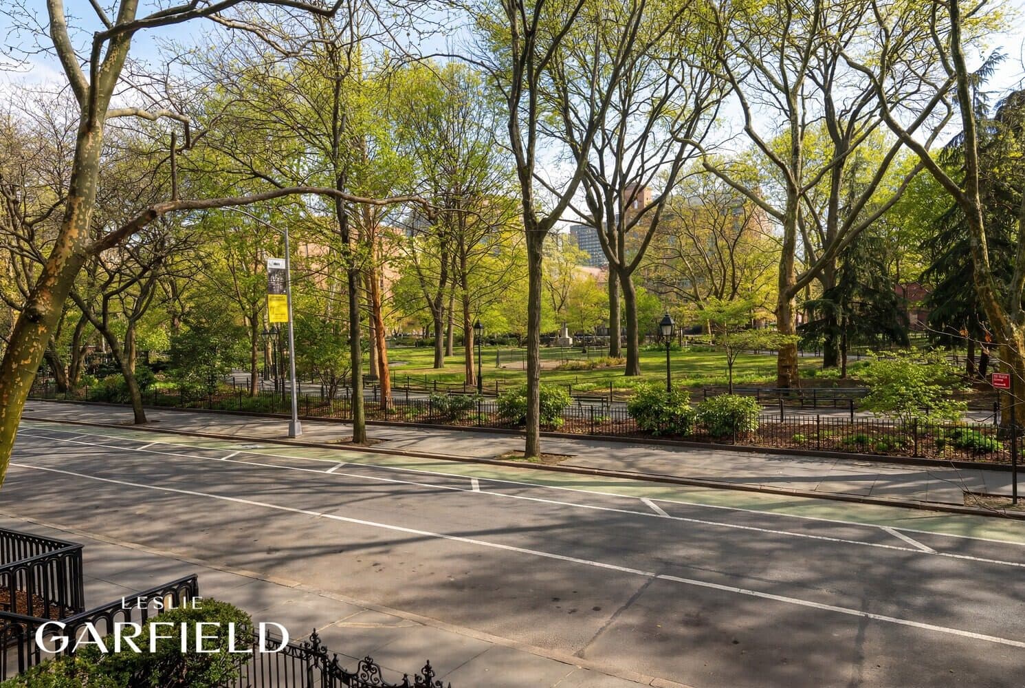 23 Washington Square North — photo 13