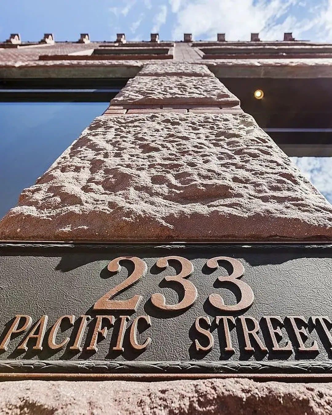 233 Pacific Street — photo 8