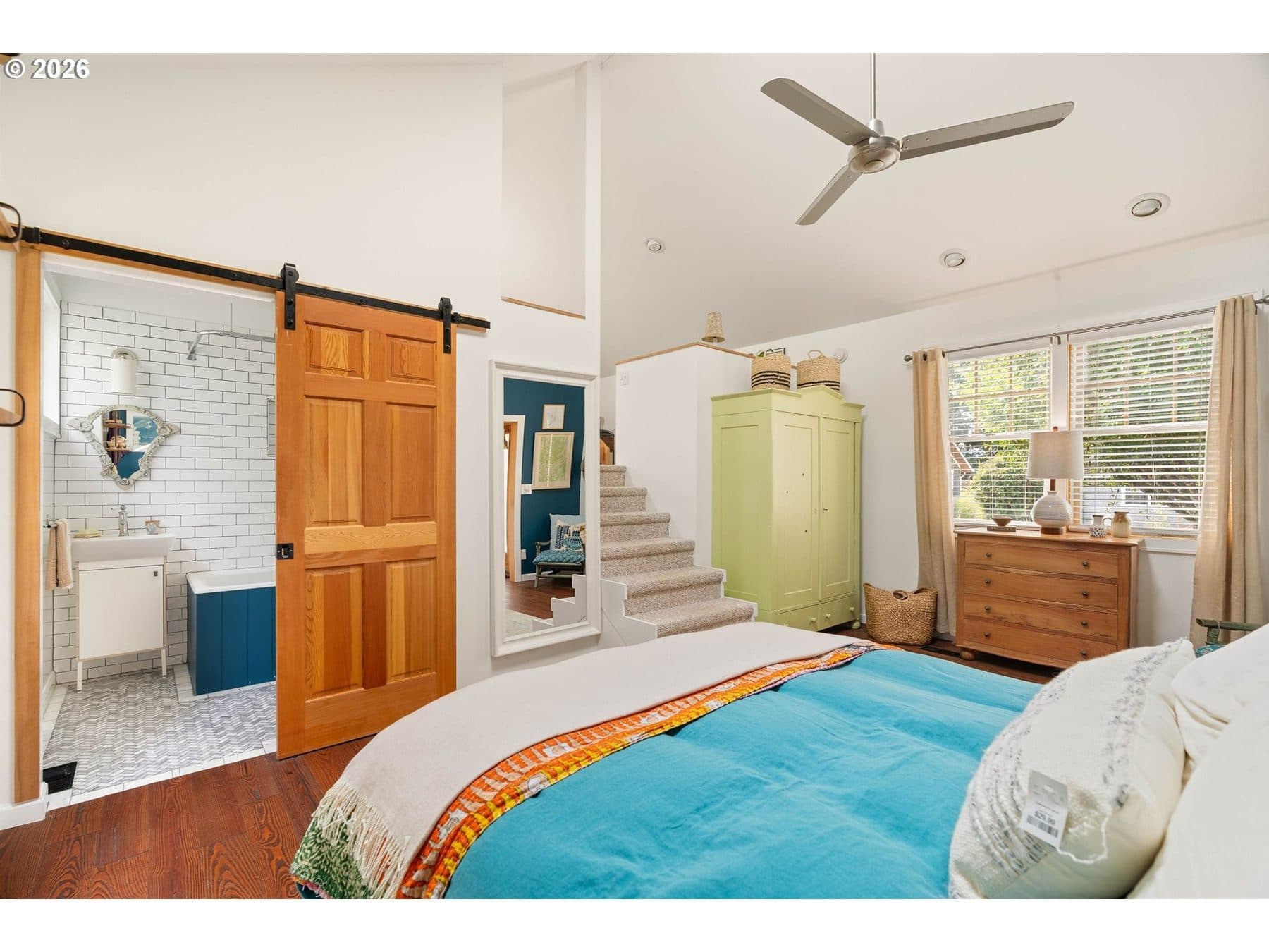 240 West 6th Street — photo 21