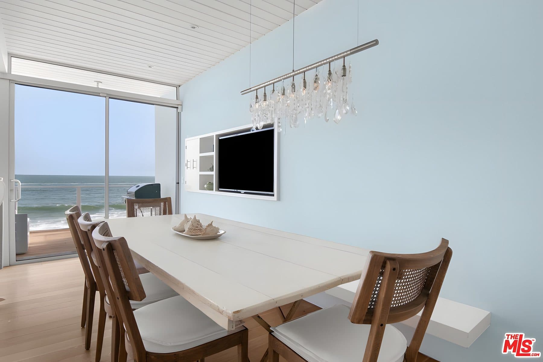 24554 Malibu Road — photo 9