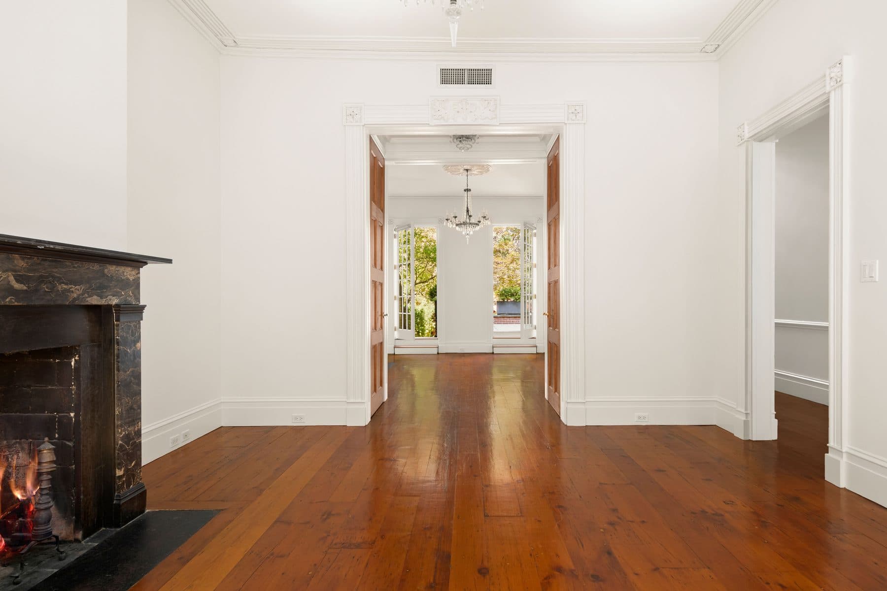 25 Vandam Street — photo 4