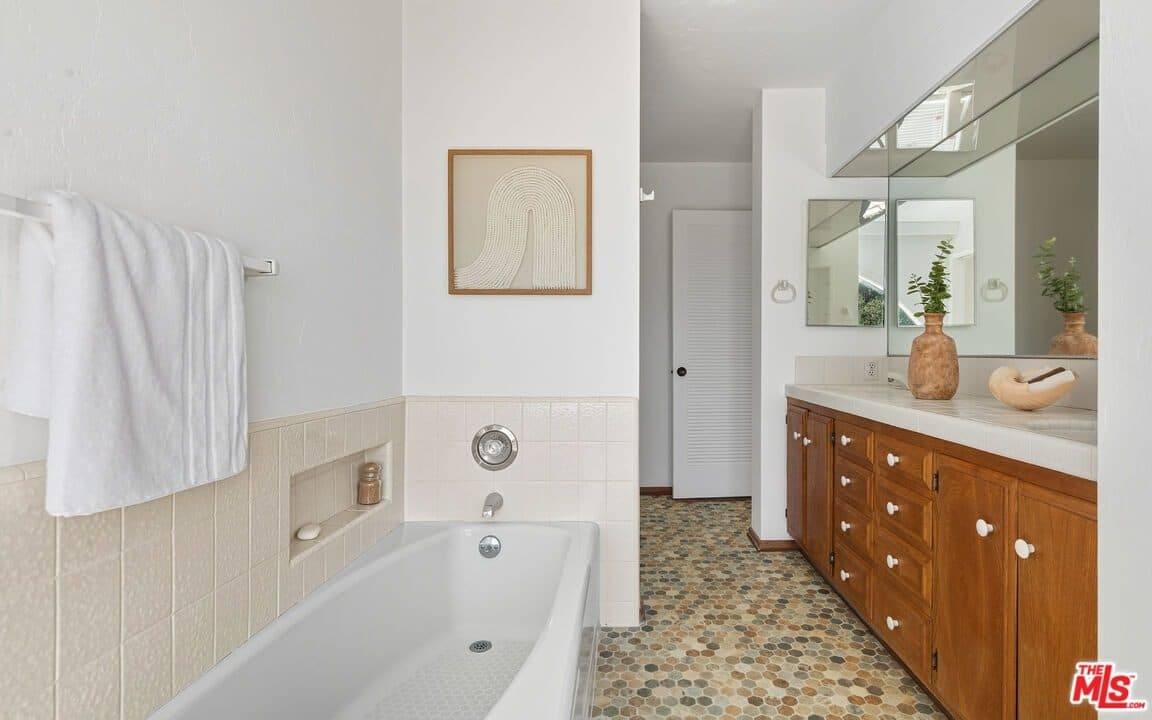 26902 Malibu Cove Colony Dr — photo 33
