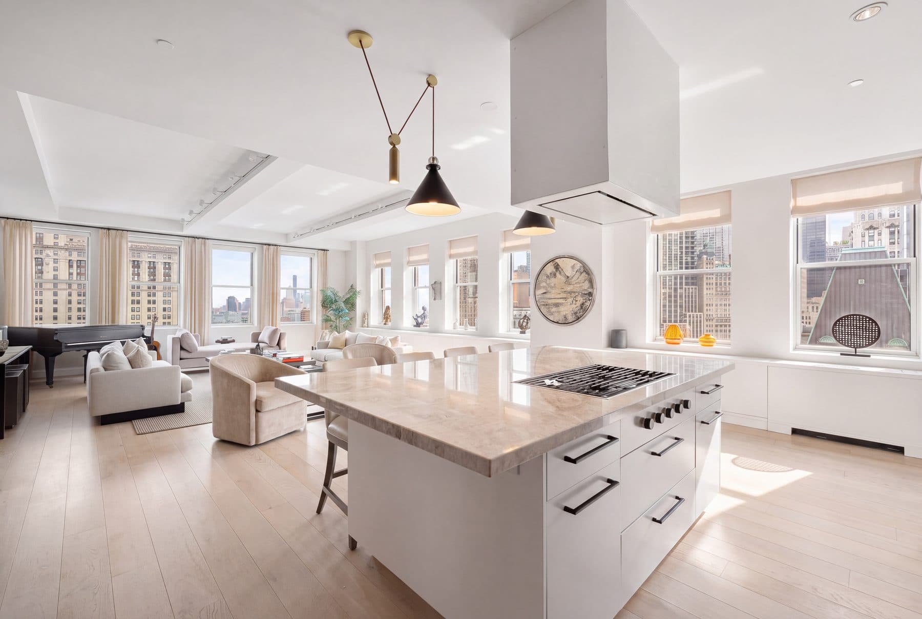 270 Broadway — photo 4
