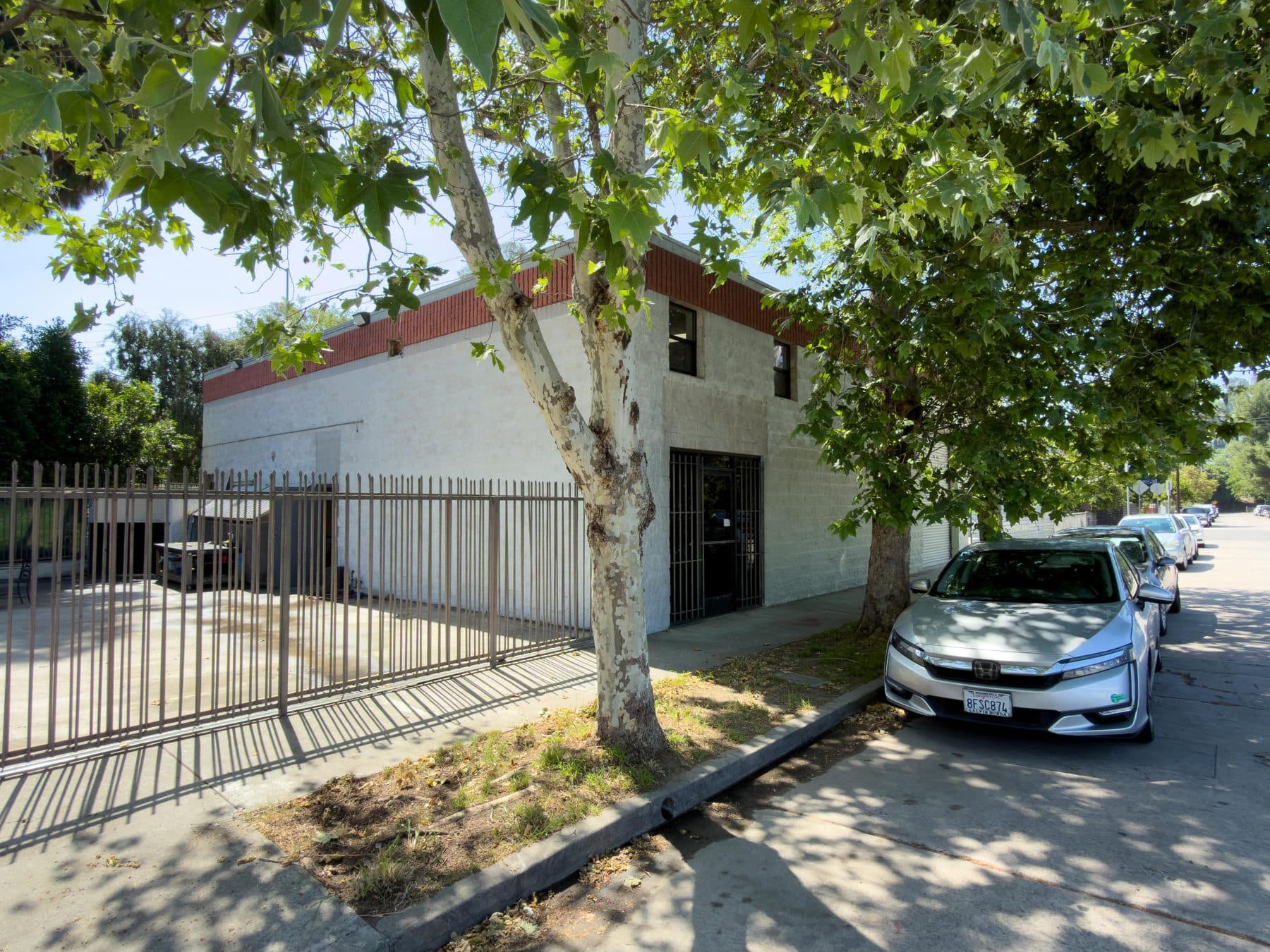 2860 Glenview Avenue — photo 11