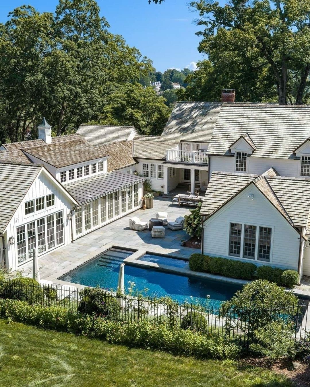 298 Harbor Road