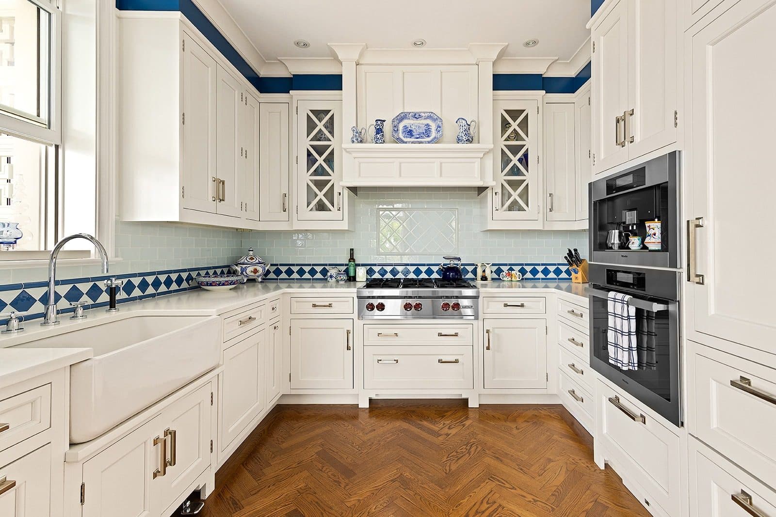 30 Sutton Place — photo 4