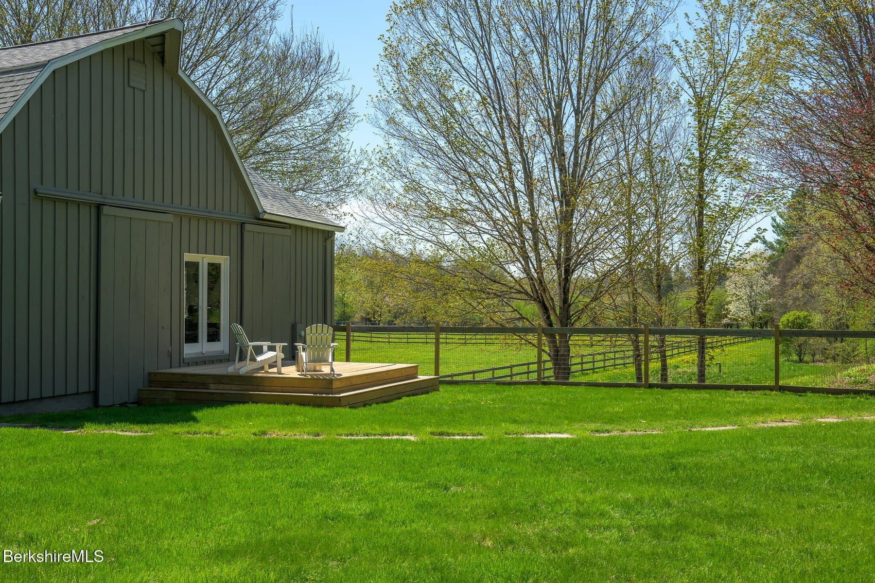 302 A Egremont Plain Road — photo 3