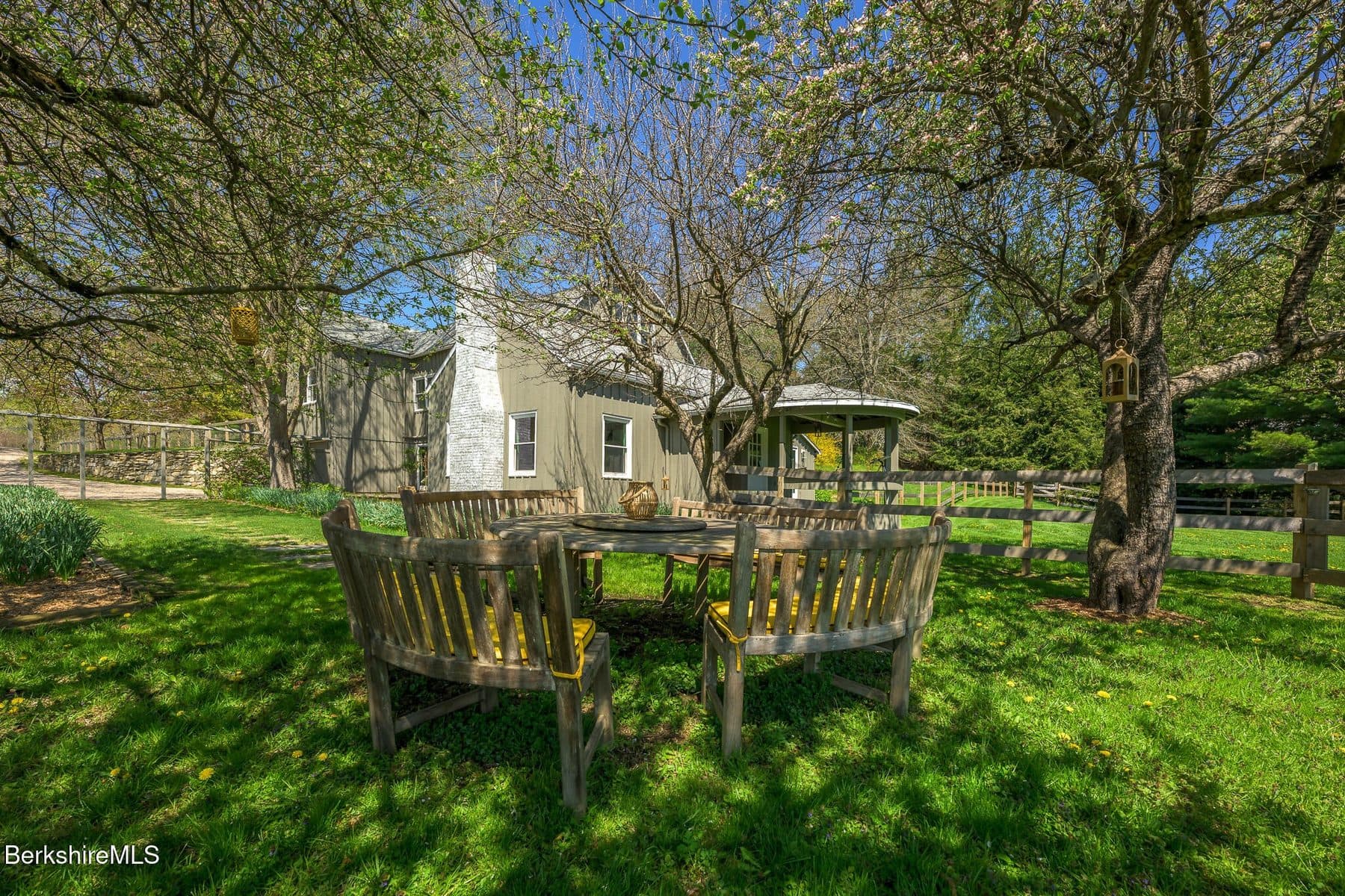 302 A Egremont Plain Road — photo 11