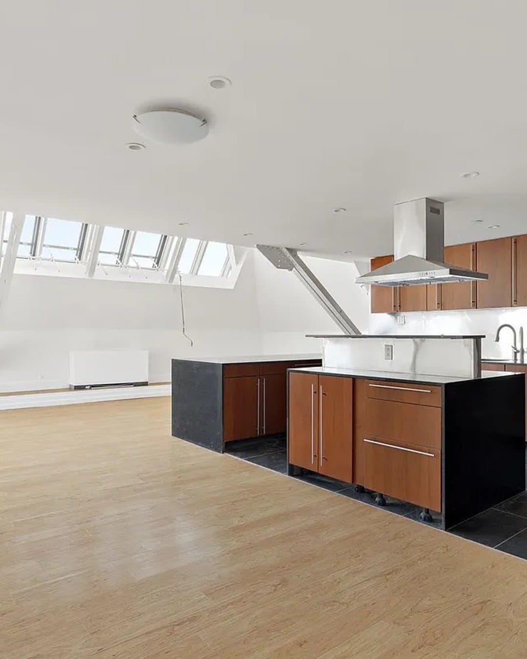 305 Second Avenue #PH1001 — photo 2