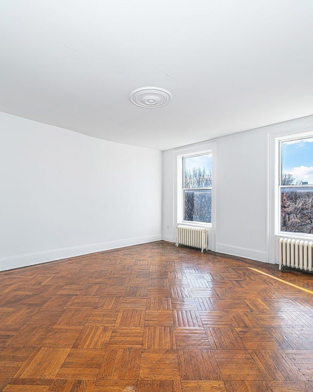 307 East 10th Street — photo 8