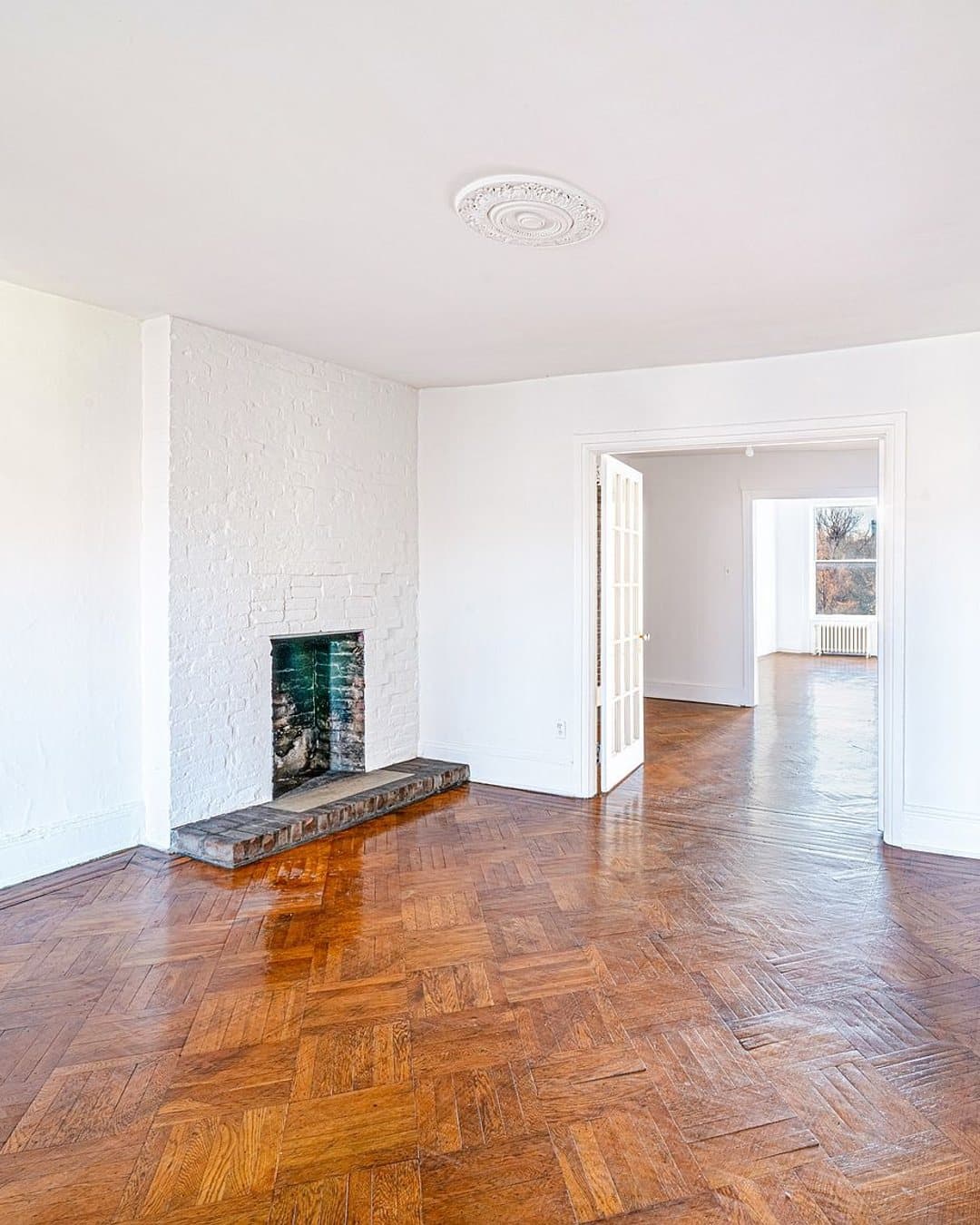 307 East 10th Street — photo 17
