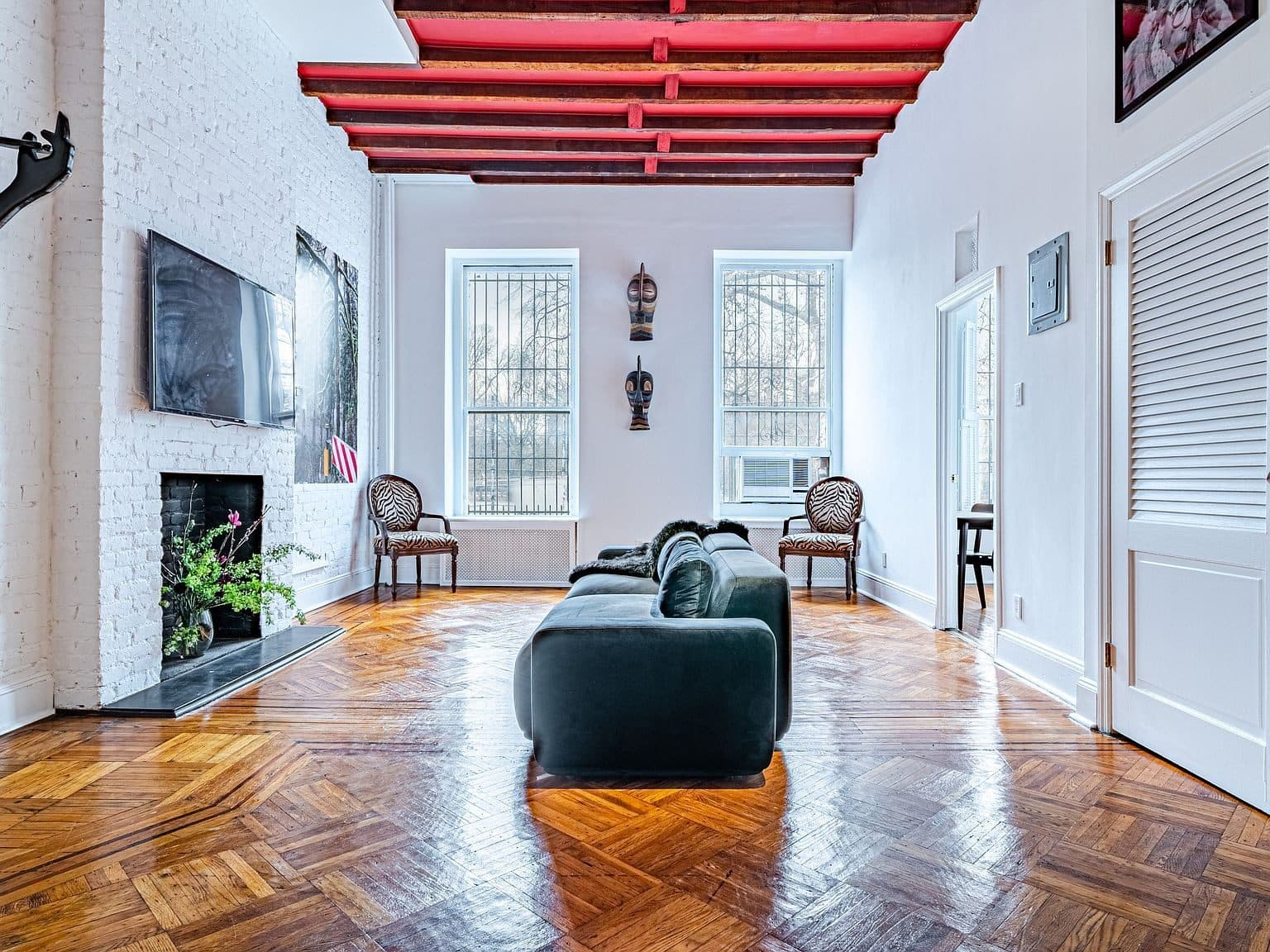 307 East 10th Street — photo 6