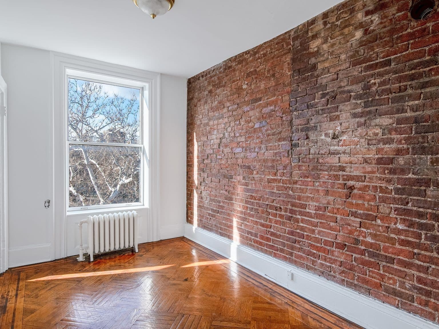 307 East 10th Street — photo 12