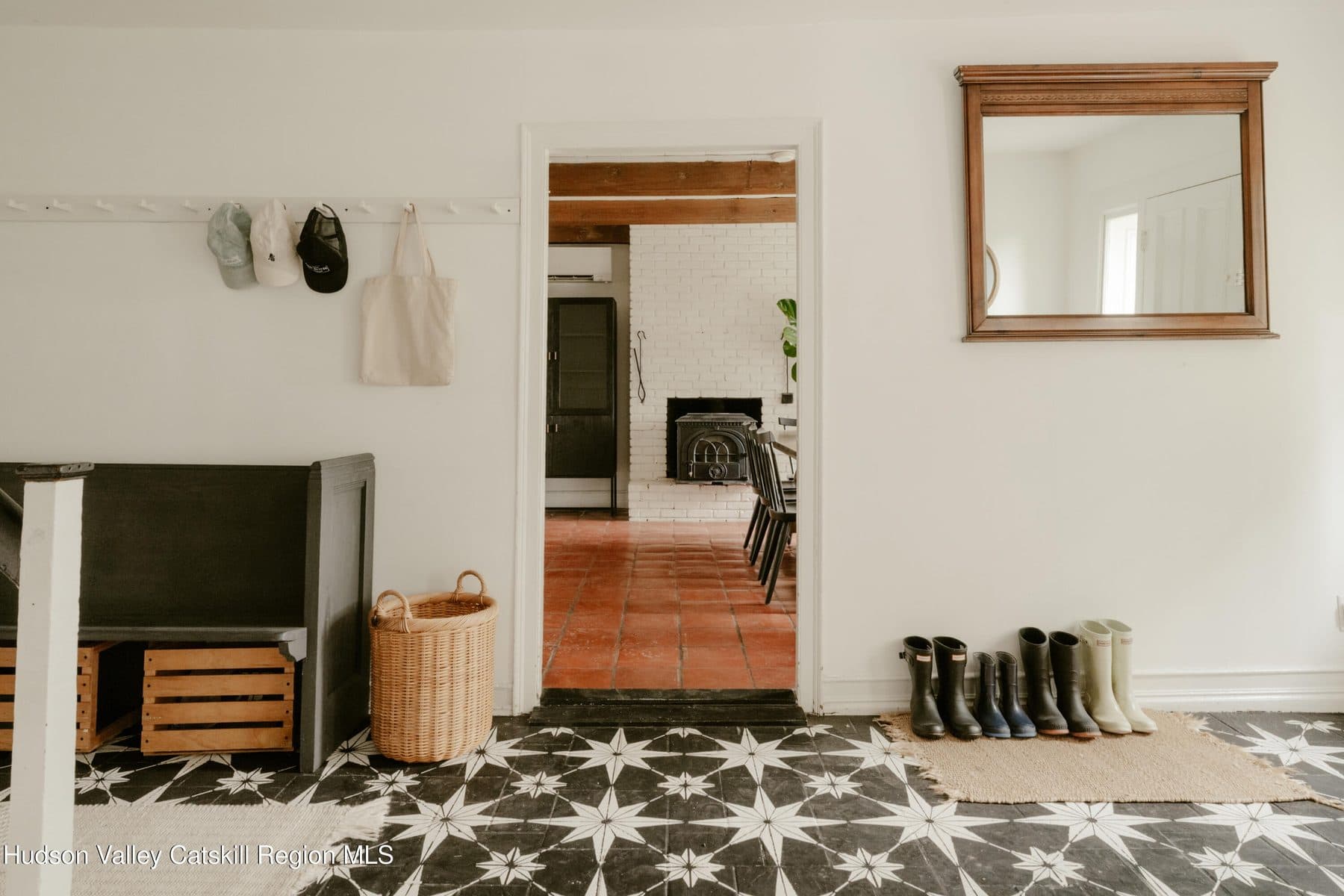 31 Upper Whitfield Road — photo 6