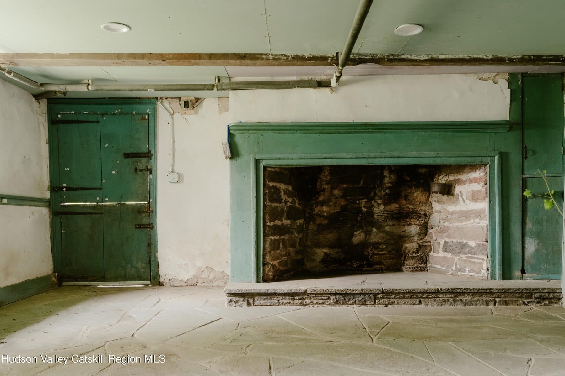 31 Upper Whitfield Road — photo 31