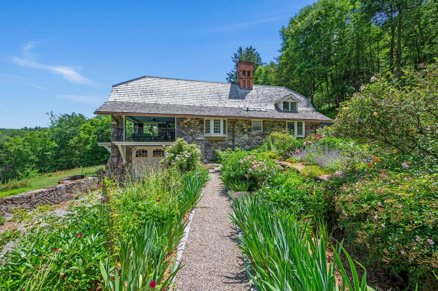 310 Litchfield Road — photo 8