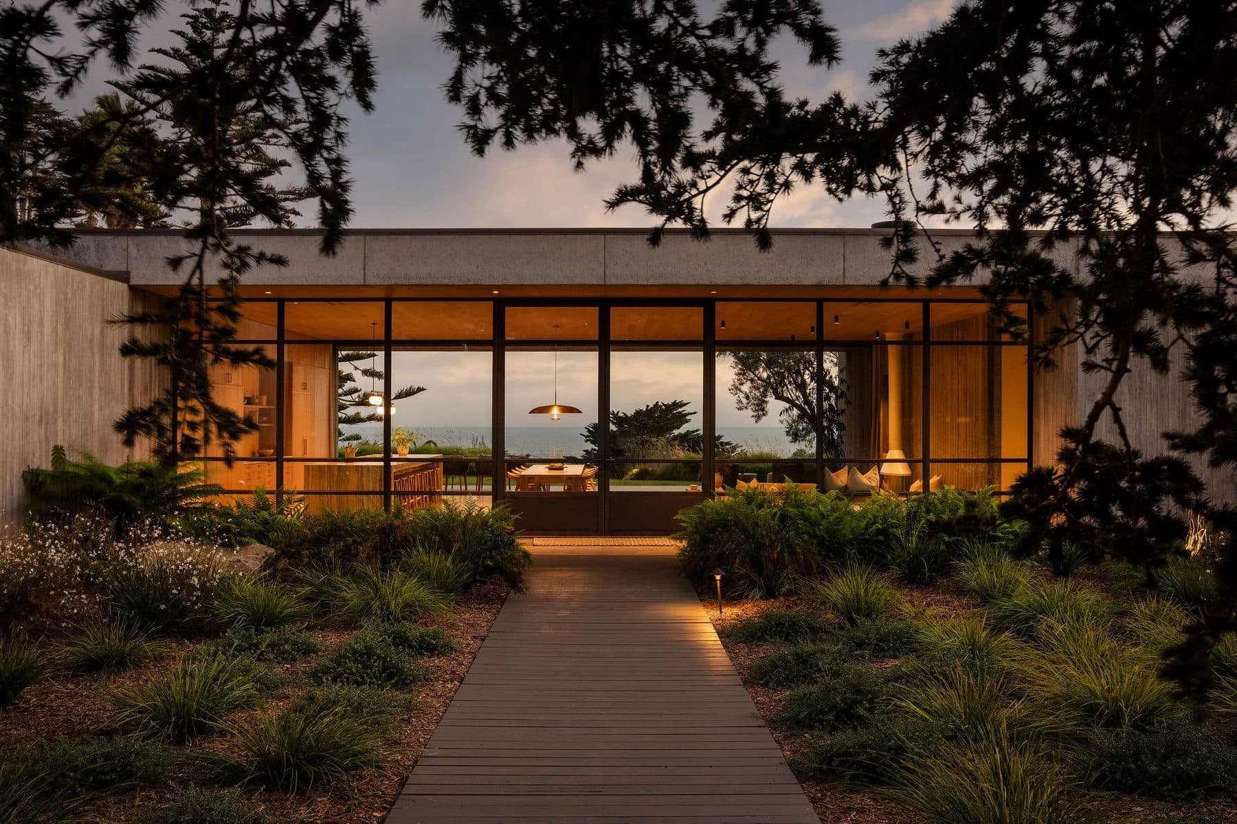 3150 Sea Cliff — photo 1