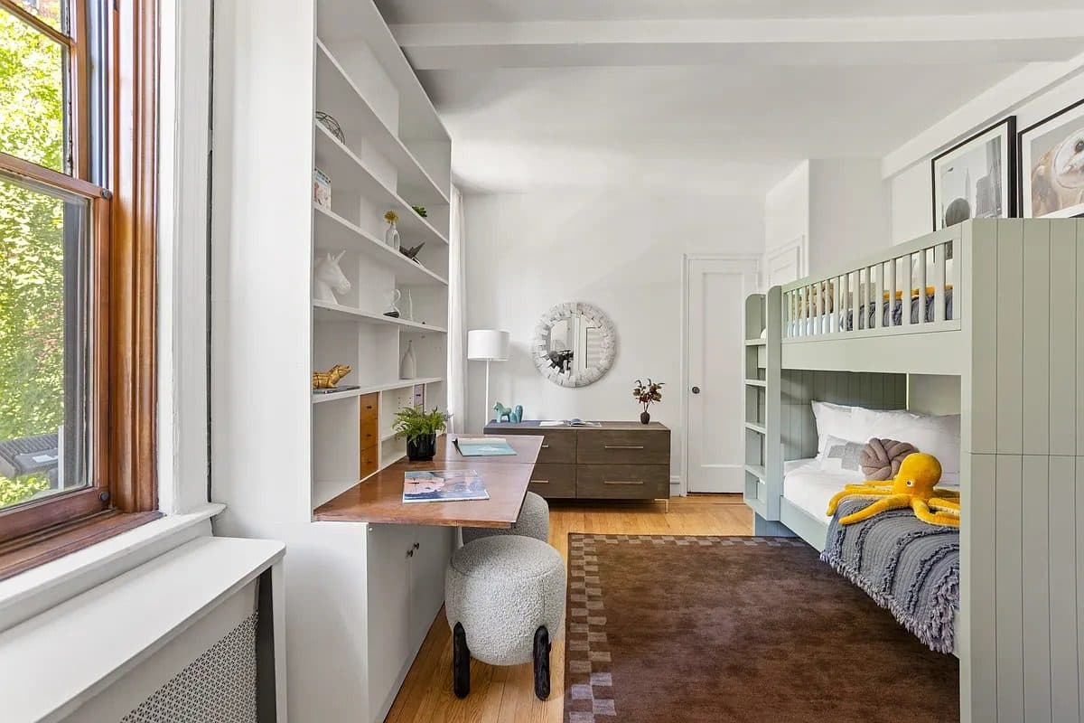 32 Washington Square West #3E — photo 10