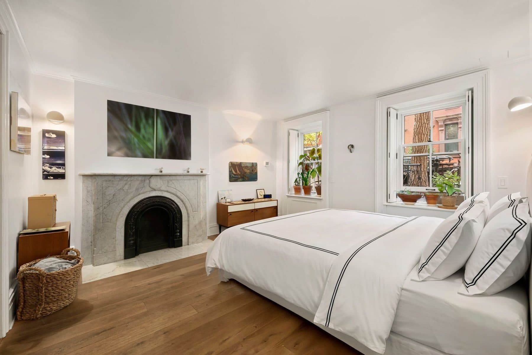 323 East 18th Street — photo 19