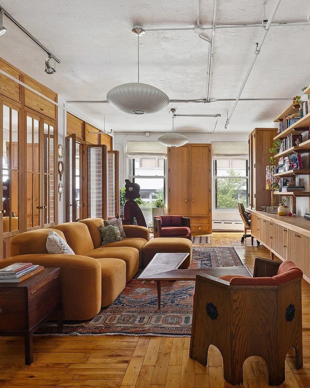 325 West 16th Street