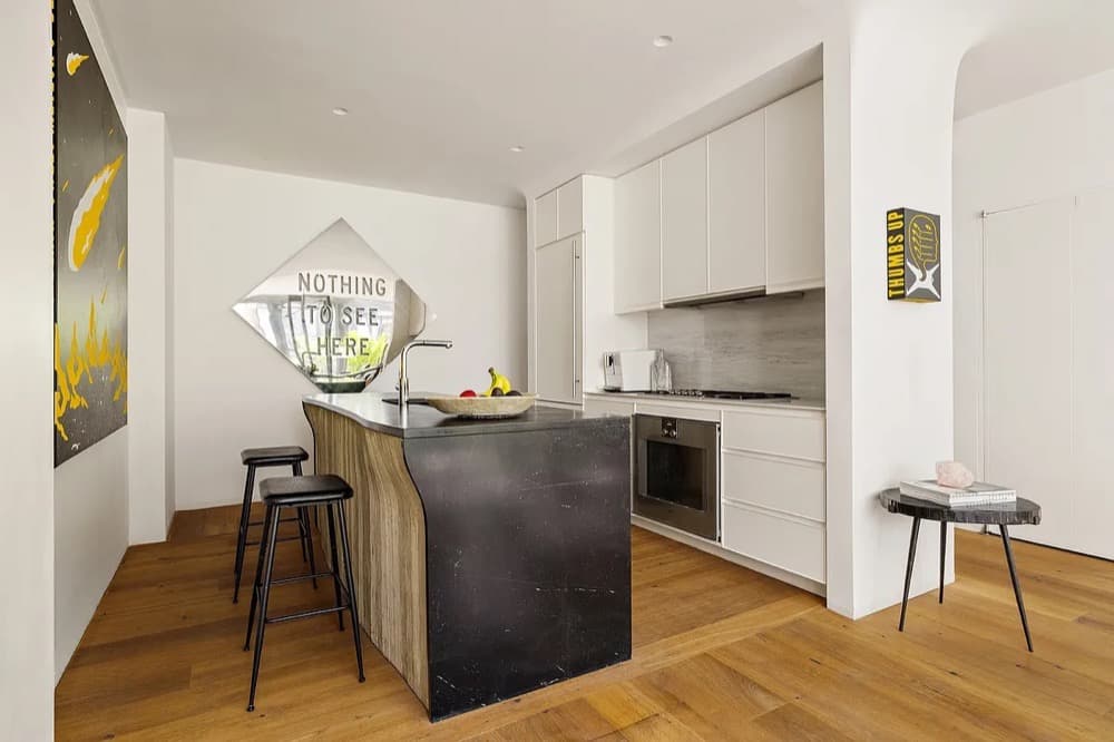 325 West Broadway #3C — photo 2