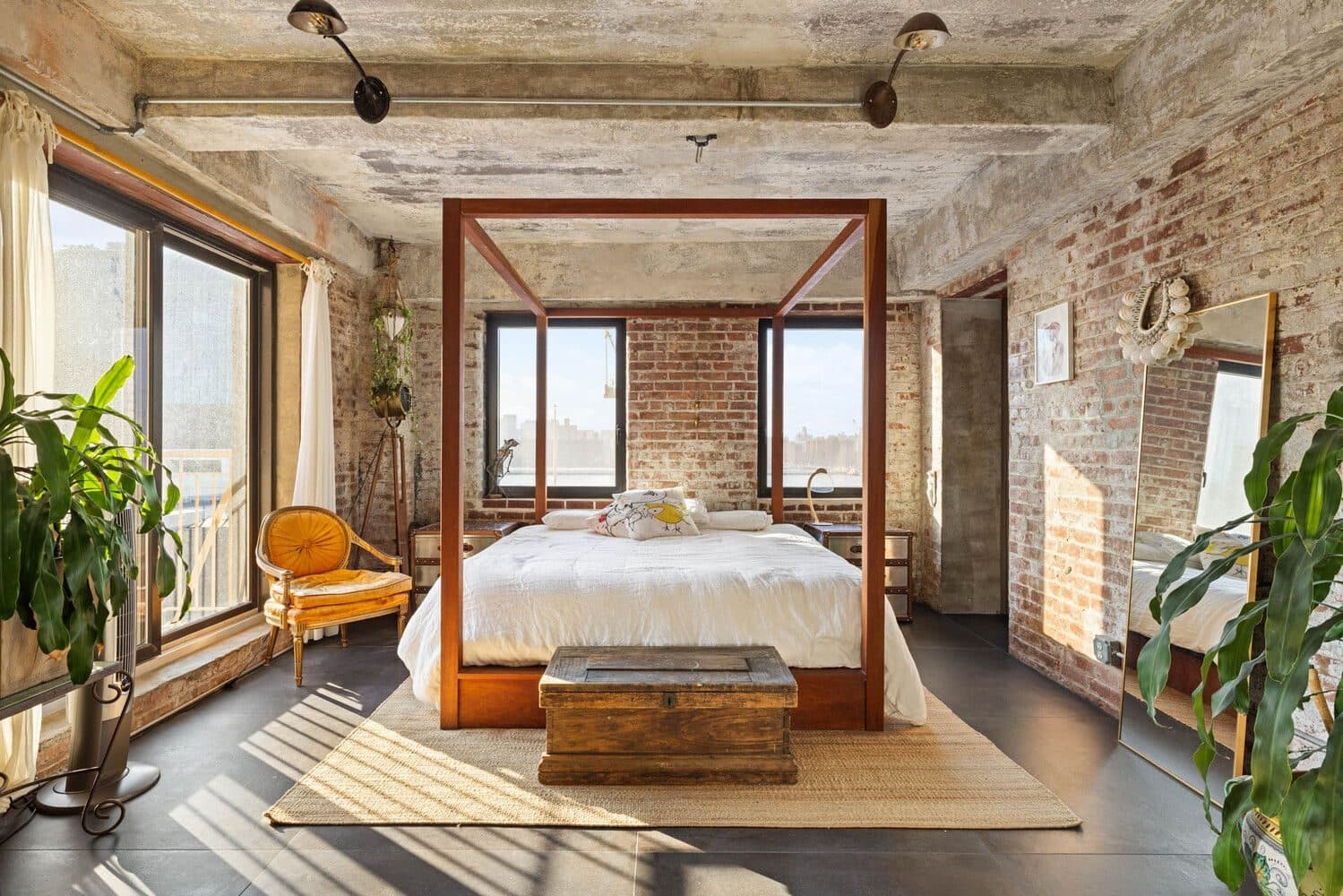 330 Wythe Avenue — photo 2