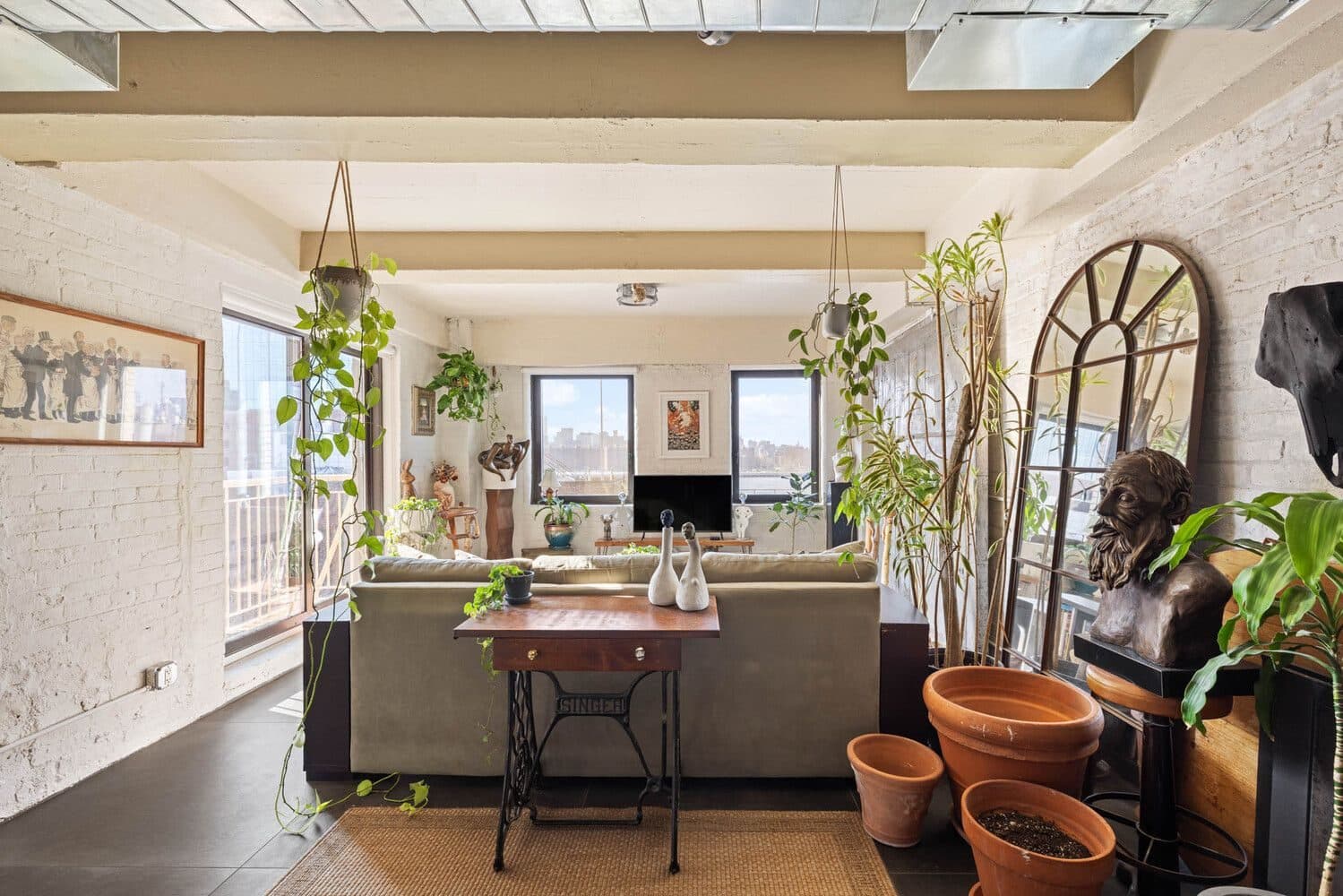 330 Wythe Avenue — photo 3