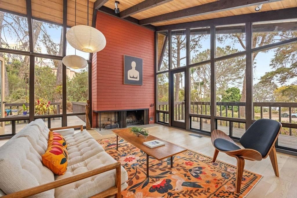 343 Serpentine Drive — photo 1