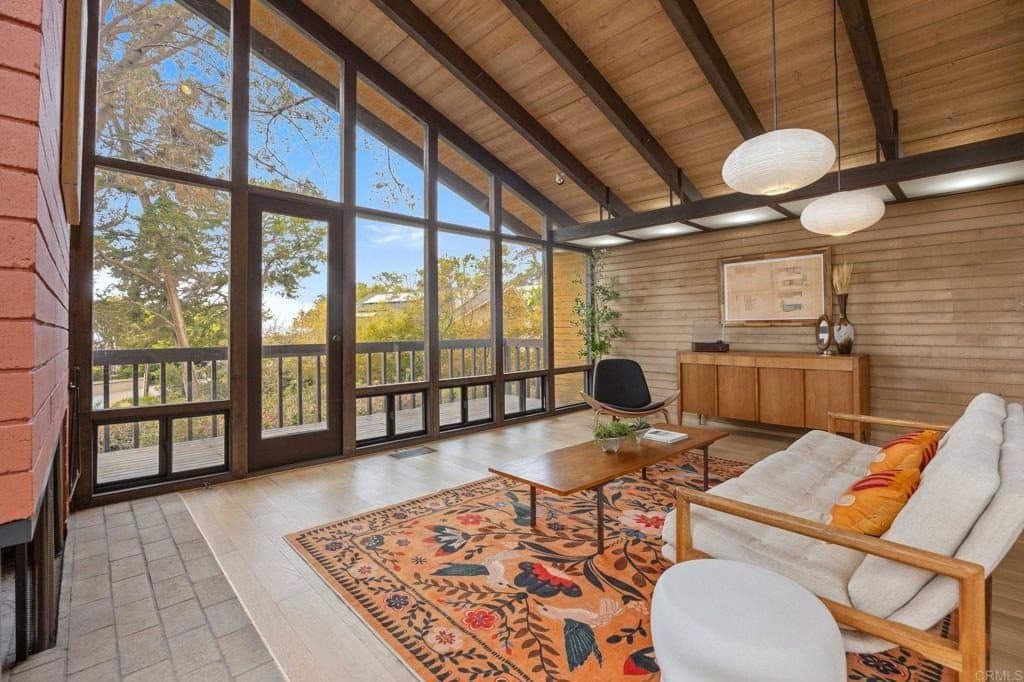 343 Serpentine Drive — photo 8