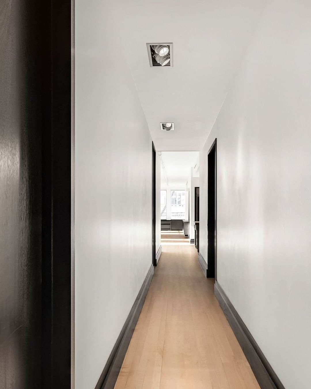 345 West Broadway — photo 7