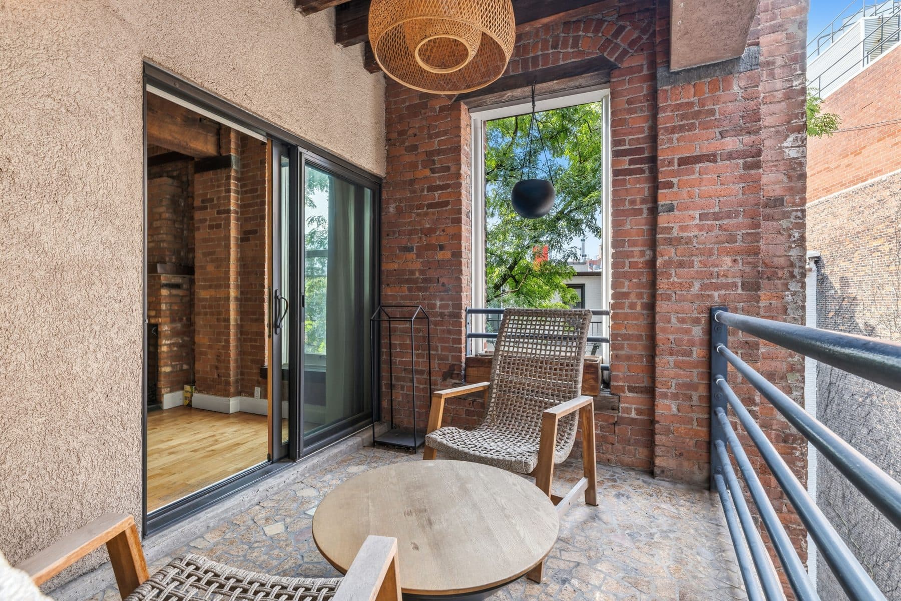 35 Bethune Street — photo 4