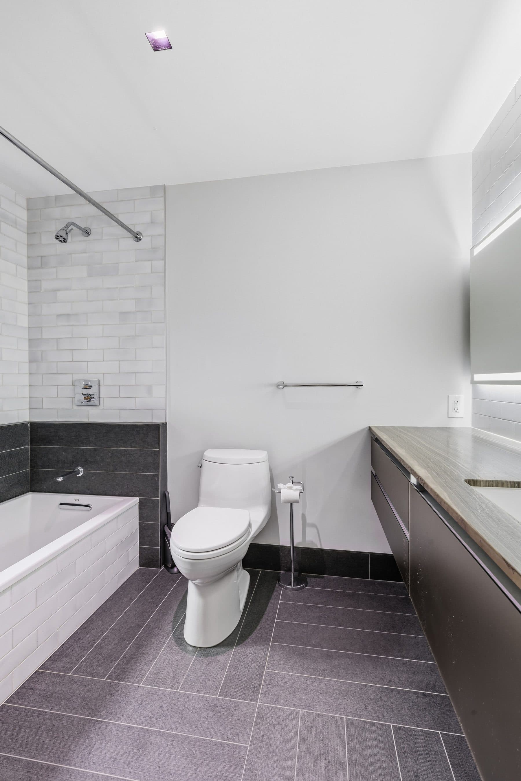 35 Bethune Street — photo 9