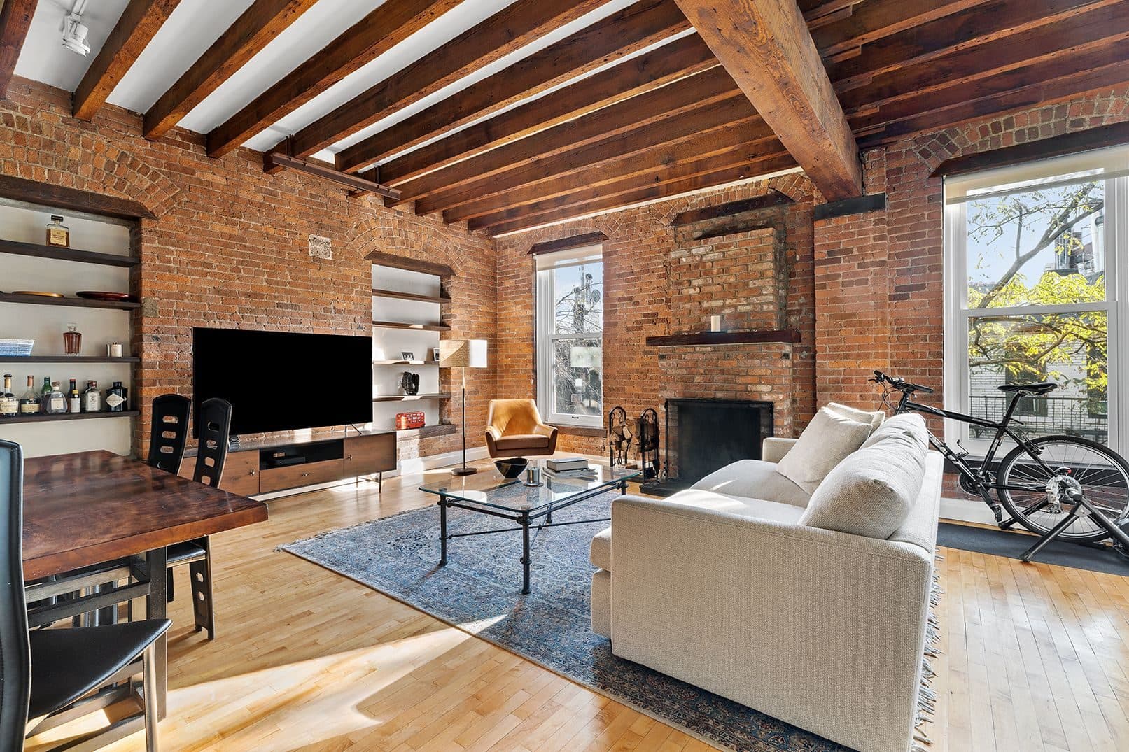 35 Bethune Street — photo 10