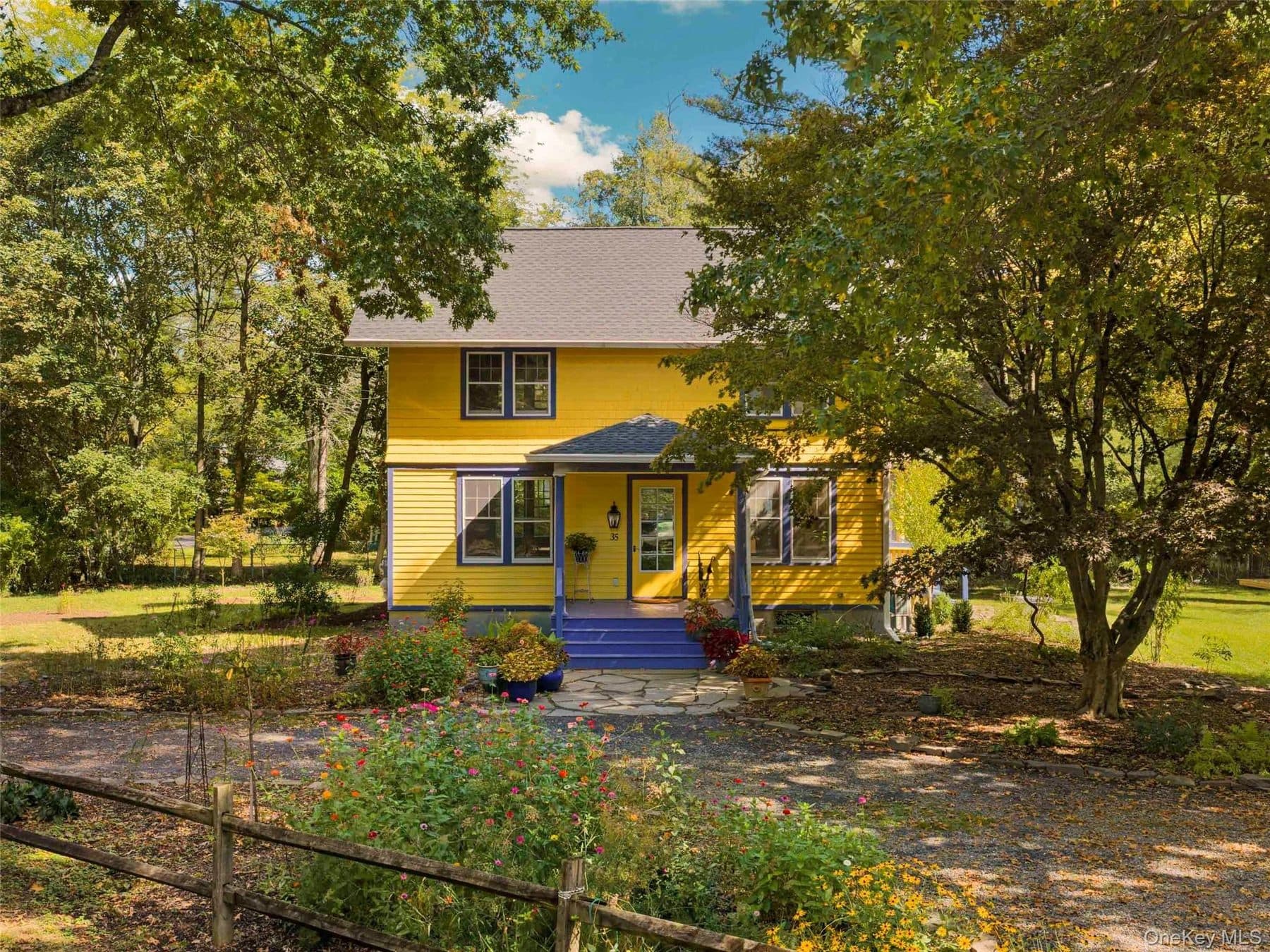 35 Orchard Lane — photo 1