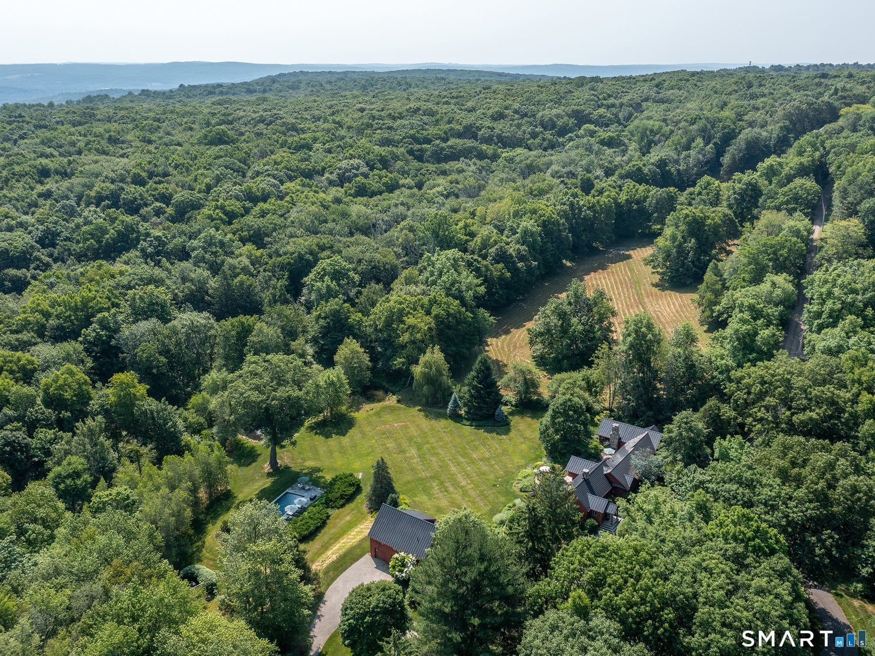 35 Schoolhouse Road — photo 4