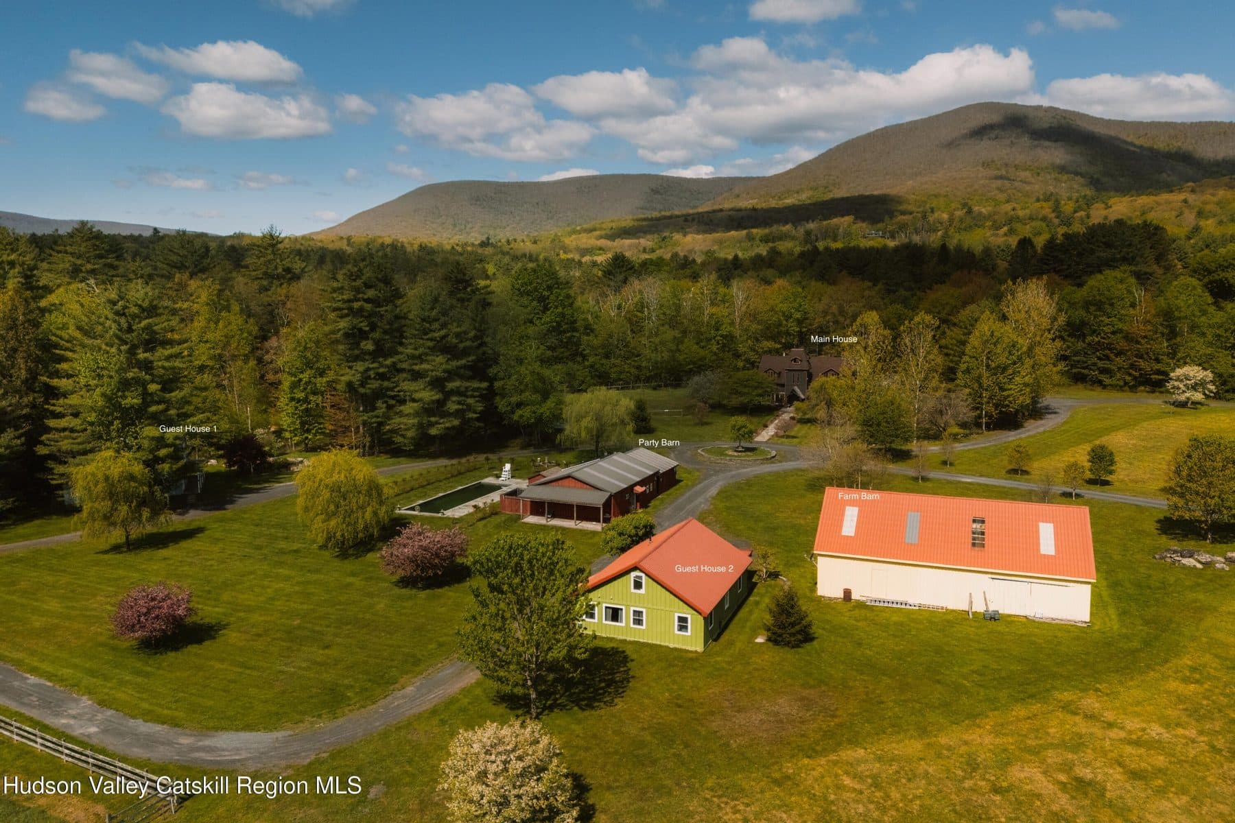 35 Van Wagner Road — photo 2