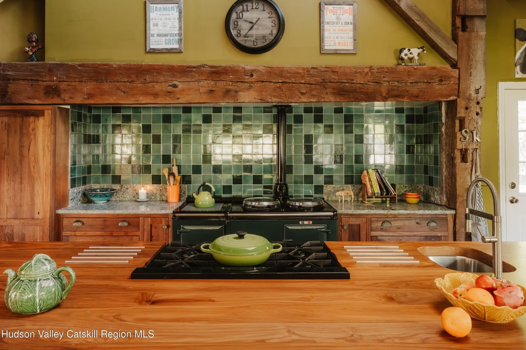 35 Van Wagner Road — photo 4