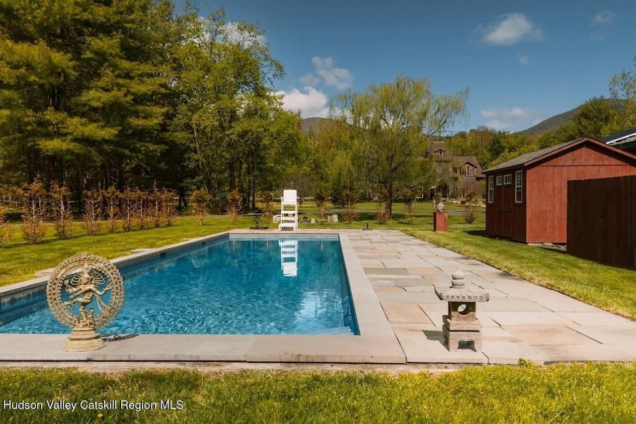 35 Van Wagner Road — photo 43
