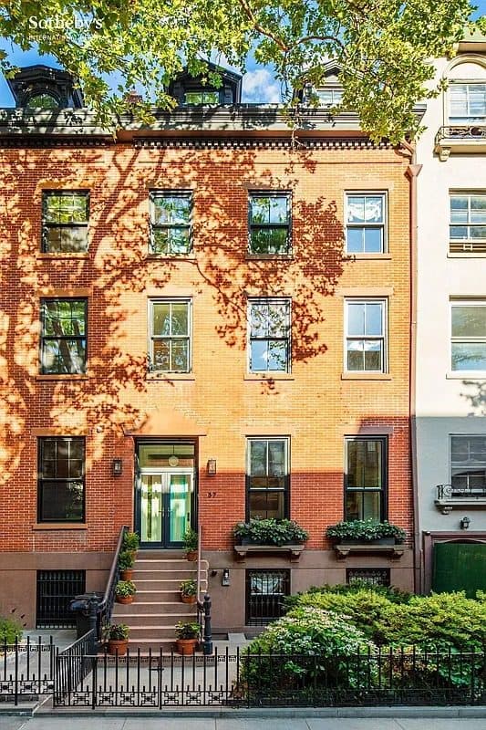 37 Sidney Place — photo 2
