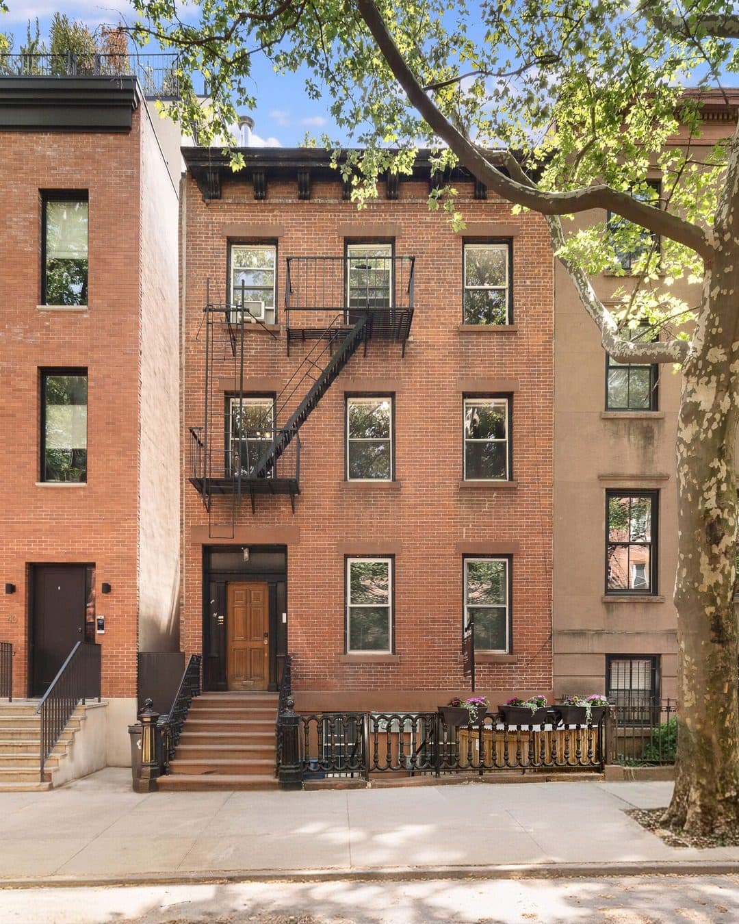 38 Douglass Street